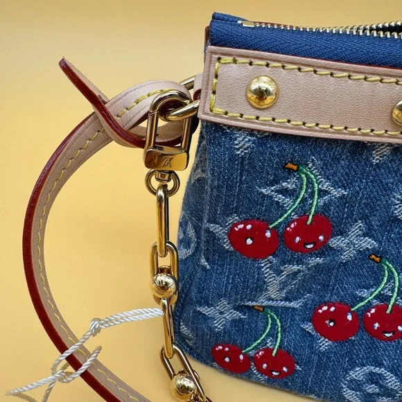 🍒NEW RARE🍒 Louis Vuitton Denim Cherry Pochette - Full Set - Picture 3 of 14